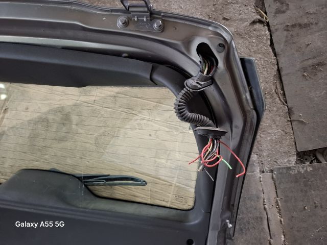 bontott RENAULT MEGANE II Csomagtérajtó (Részeivel)