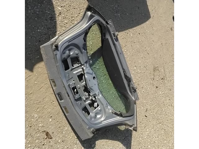 bontott RENAULT MEGANE II Csomagtérajtó (Részeivel)