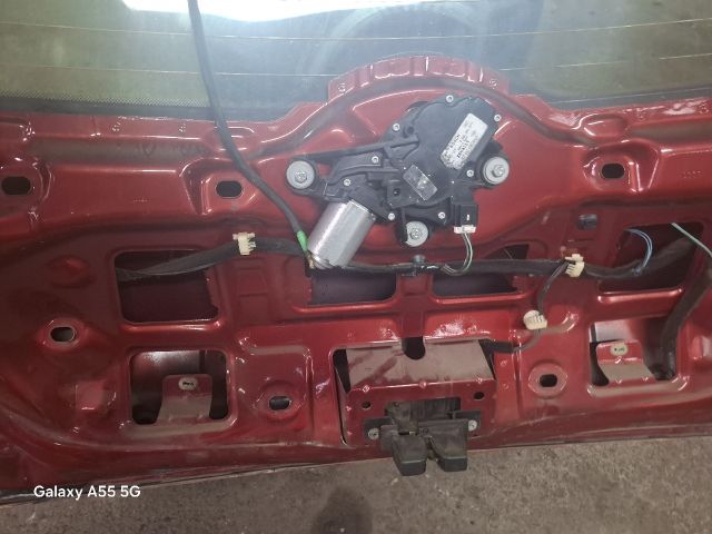 bontott RENAULT MEGANE II Csomagtérajtó (Részeivel)