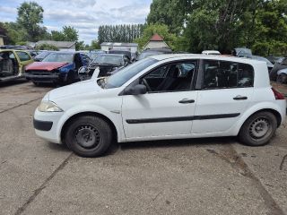bontott RENAULT MEGANE II Csomagtérajtó (Részeivel)