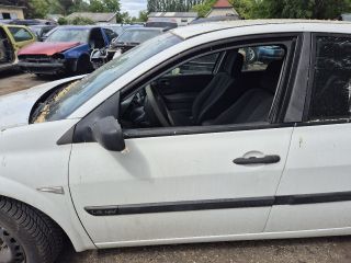 bontott RENAULT MEGANE II Csomagtérajtó (Részeivel)