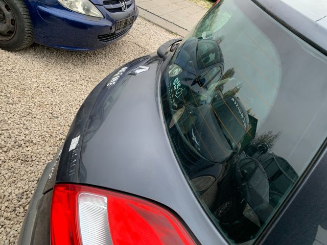 bontott RENAULT MEGANE II Csomagtérajtó (Üres lemez)