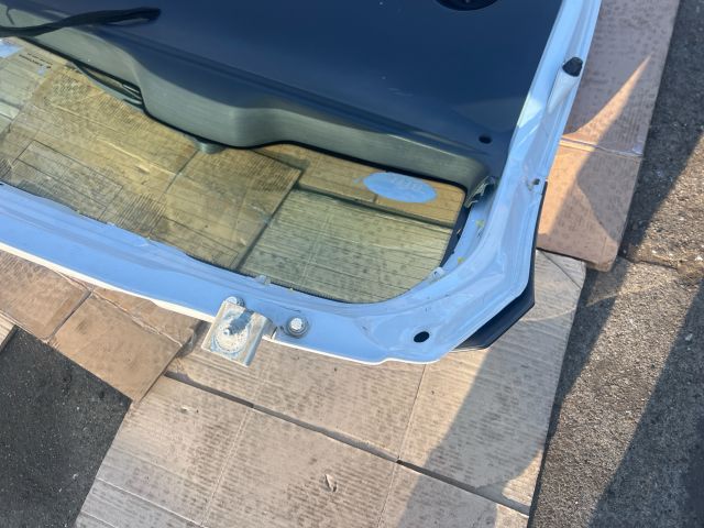 bontott RENAULT MEGANE II Csomagtérajtó (Üres lemez)