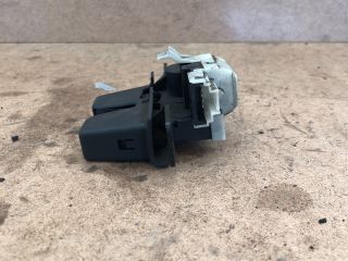 bontott RENAULT MEGANE II Csomagtérajtó Zárszerkezet