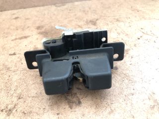 bontott RENAULT MEGANE II Csomagtérajtó Zárszerkezet