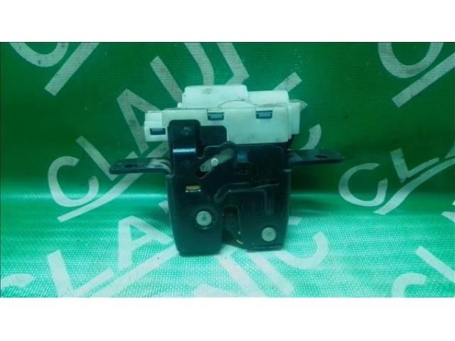 bontott RENAULT MEGANE II Csomagtérajtó Zárszerkezet