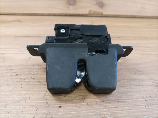 bontott RENAULT MEGANE II Csomagtérajtó Zárszerkezet