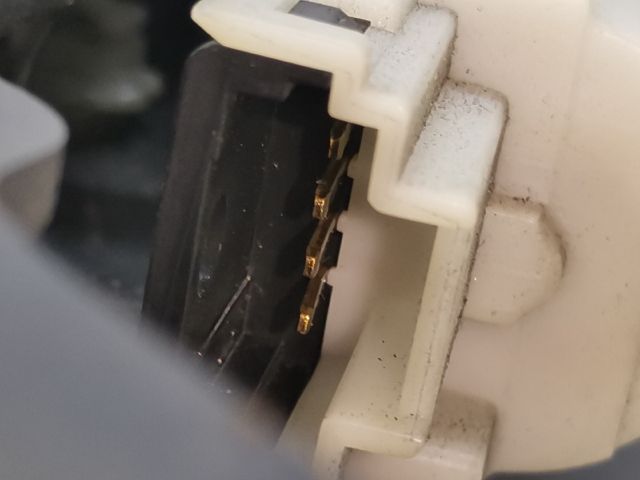 bontott RENAULT MEGANE II Csomagtérajtó Zárszerkezet