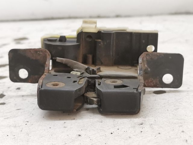 bontott RENAULT MEGANE II Csomagtérajtó Zárszerkezet