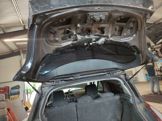 bontott RENAULT MEGANE II Csomagtérajtó Zárszerkezet