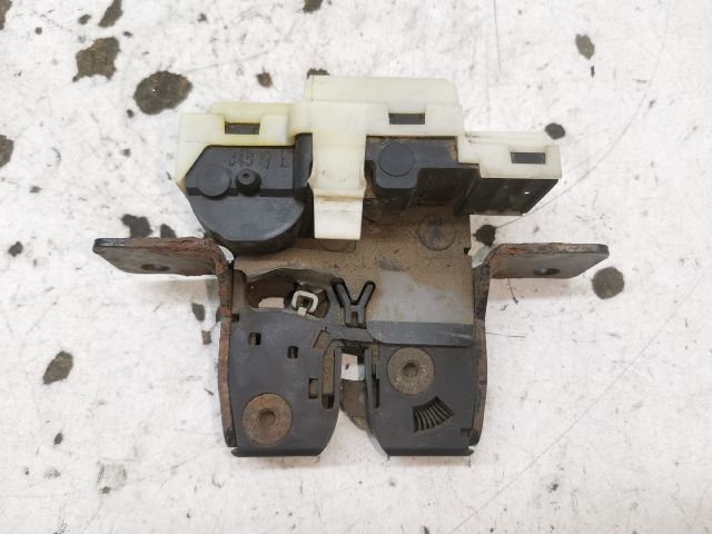 bontott RENAULT MEGANE II Csomagtérajtó Zárszerkezet