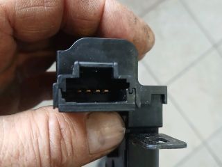 bontott RENAULT MEGANE II Csomagtérajtó Zárszerkezet