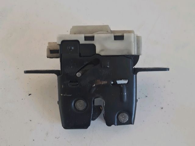 bontott RENAULT MEGANE II Csomagtérajtó Zárszerkezet