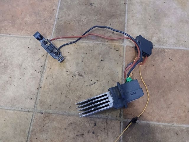 bontott RENAULT MEGANE II Előtét Ellenállás Fűtőmotor