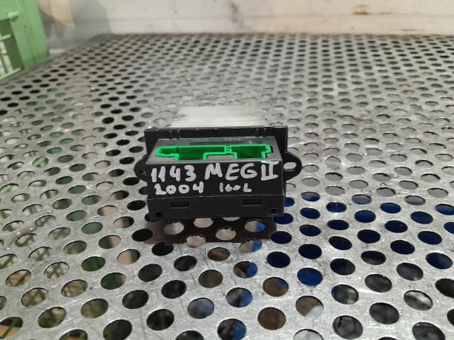 bontott RENAULT MEGANE II Előtét Ellenállás Fűtőmotor