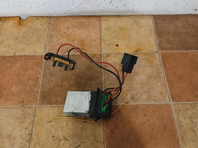 bontott RENAULT MEGANE II Előtét Ellenállás Fűtőmotor