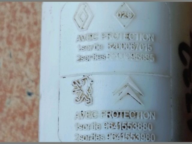 bontott RENAULT MEGANE II Első Ablakmosó Szivattyú