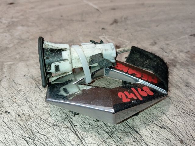 bontott RENAULT MEGANE II Első Embléma