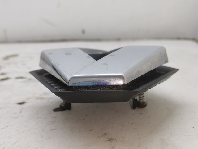 bontott RENAULT MEGANE II Első Embléma