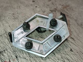 bontott RENAULT MEGANE II Első Embléma