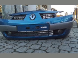 bontott RENAULT MEGANE II Első Lökhárító (Részeivel)