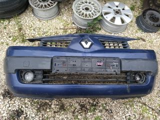 bontott RENAULT MEGANE II Első Lökhárító (Részeivel)