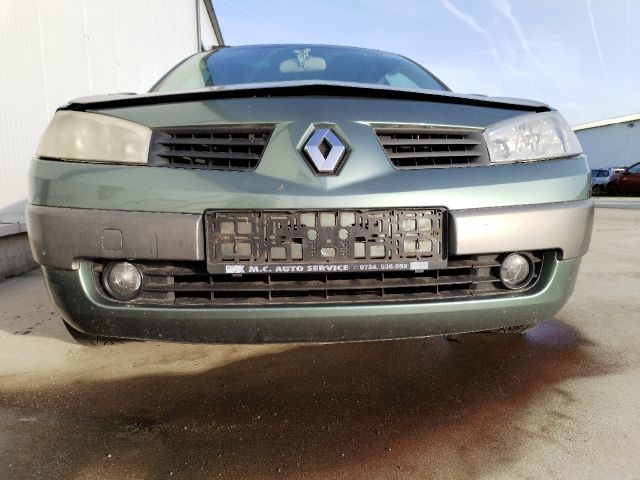 bontott RENAULT MEGANE II Első Lökhárító (Részeivel)