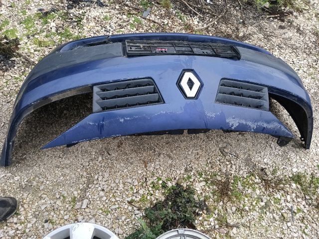 bontott RENAULT MEGANE II Első Lökhárító (Részeivel)