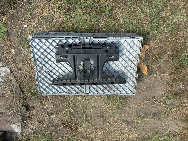 bontott RENAULT MEGANE II Első Lökhárító Tartó Felső