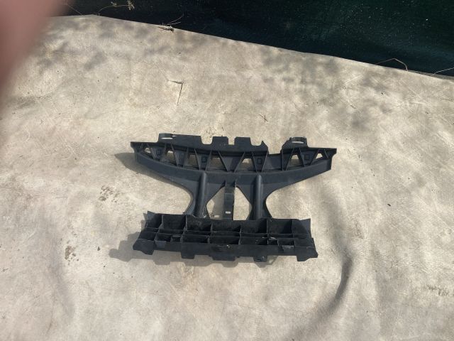 bontott RENAULT MEGANE II Első Lökhárító Tartó Felső