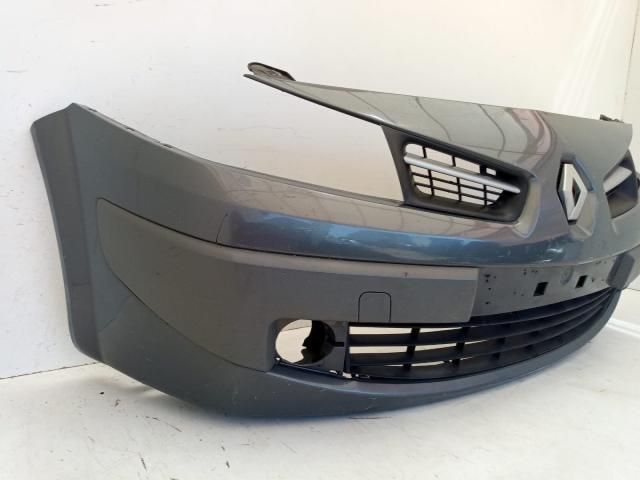 bontott RENAULT MEGANE II Első Lökhárító (Üresen)