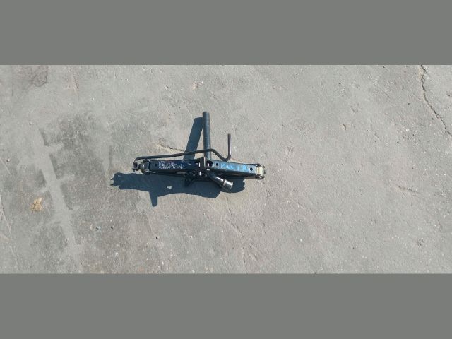 bontott RENAULT MEGANE II Emelő