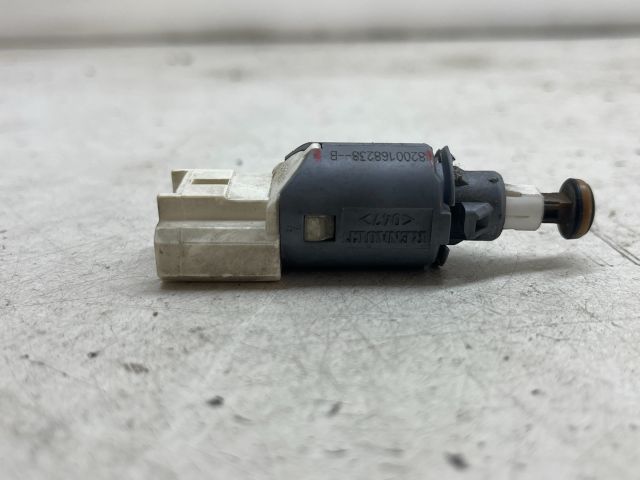 bontott RENAULT MEGANE II Fék Pedál Kapcsoló