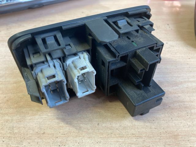 bontott RENAULT MEGANE II Fényszórómagasság Állító Kapcsoló