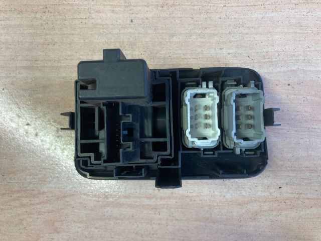 bontott RENAULT MEGANE II Fényszórómagasság Állító Kapcsoló