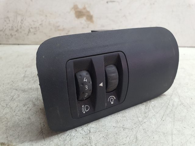 bontott RENAULT MEGANE II Fényszórómagasság Állító Kapcsoló