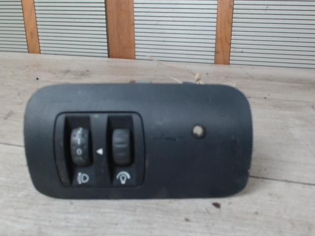 bontott RENAULT MEGANE II Fényszórómagasság Állító Kapcsoló