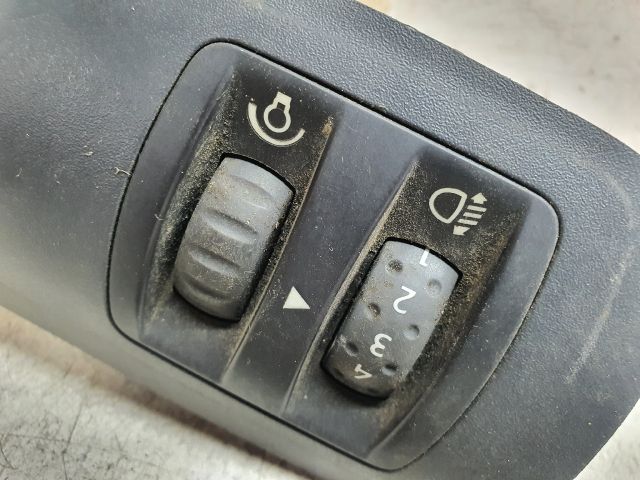 bontott RENAULT MEGANE II Fényszórómagasság Állító Kapcsoló