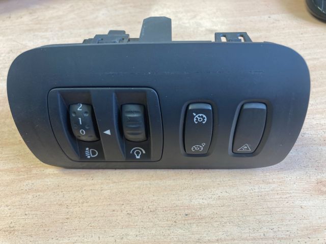 bontott RENAULT MEGANE II Fényszórómagasság Állító Kapcsoló