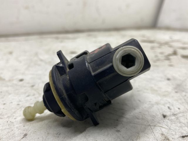 bontott RENAULT MEGANE II Fényszórómagasság Állító Motor (Pozíciófüggetlen)