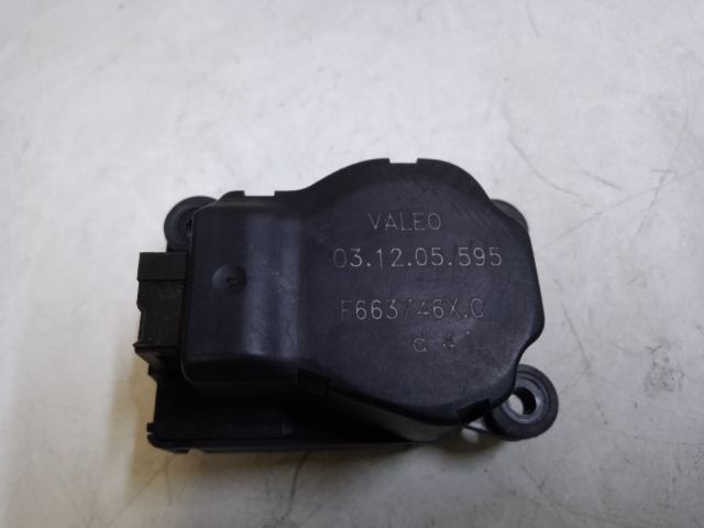 bontott RENAULT MEGANE II Fűtés Állító Motor