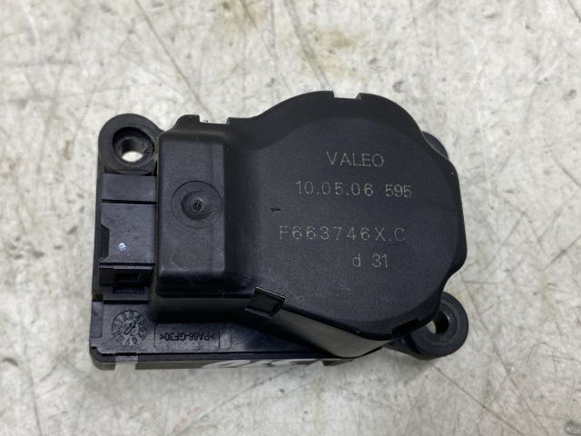 bontott RENAULT MEGANE II Fűtés Állító Motor