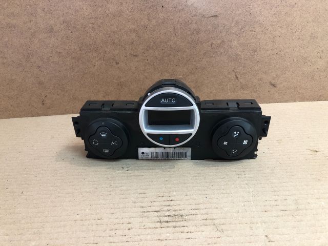 bontott RENAULT MEGANE II Fűtéskapcsoló (digit klímás)