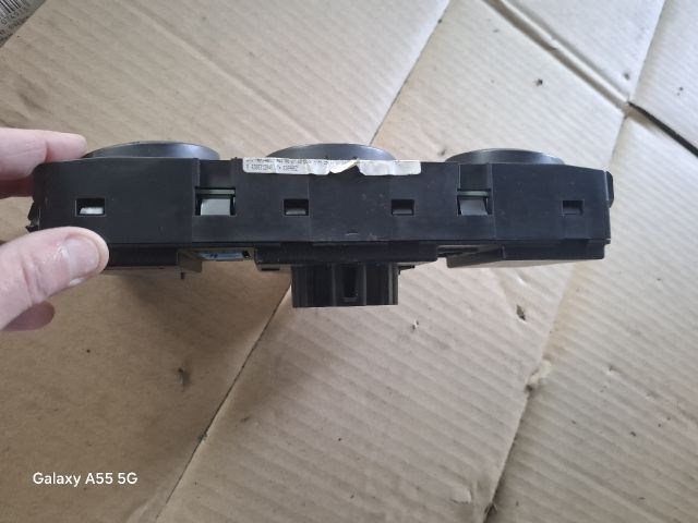 bontott RENAULT MEGANE II Fűtéskapcsoló (digit klímás)