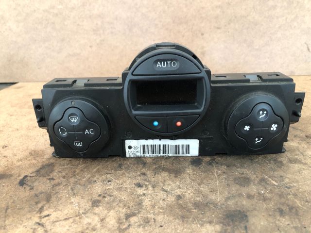 bontott RENAULT MEGANE II Fűtéskapcsoló (digit klímás)