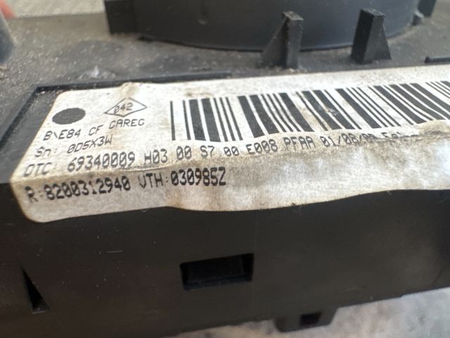 bontott RENAULT MEGANE II Fűtéskapcsoló (digit klímás)