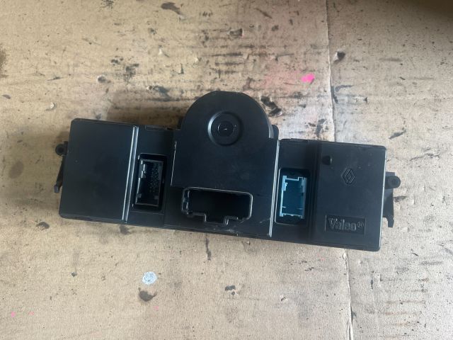 bontott RENAULT MEGANE II Fűtéskapcsoló (digit klímás)