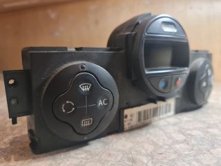 bontott RENAULT MEGANE II Fűtéskapcsoló (digit klímás)