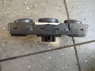 bontott RENAULT MEGANE II Fűtéskapcsoló (digit klímás)