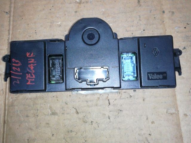 bontott RENAULT MEGANE II Fűtéskapcsoló (digit klímás)